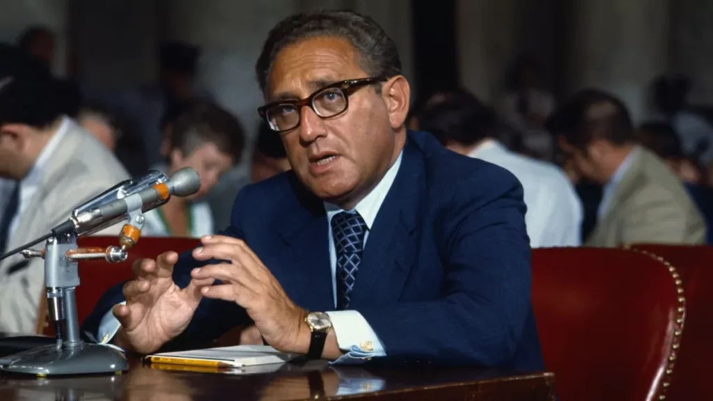 henry-kissinger