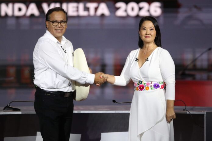 keiko-fujimori-roberto-sanchez
