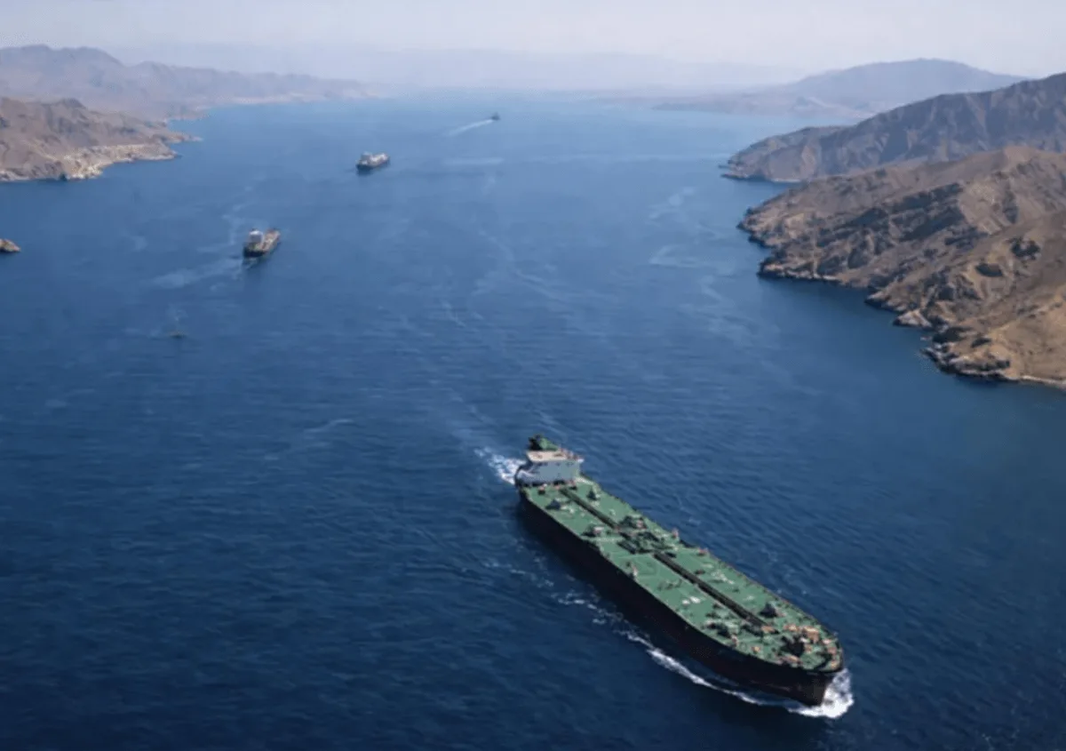 Crisis en Ormuz: Cómo los Autos Eléctricos Impulsan el Ahorro de Importaciones Petroleras
