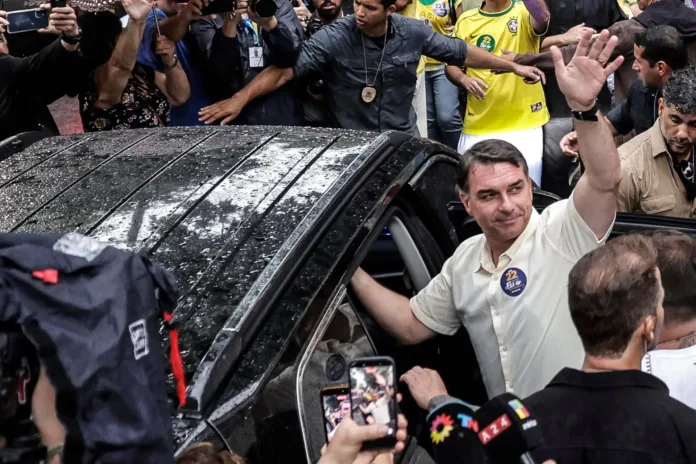 flavio-bolsonaro-argentina